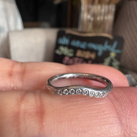 Tiffany&Co Platinum Curved Wedding Band *PRICE Is FIRM* - Picture 6 of 17